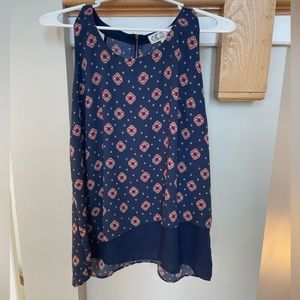 Sleeveless Navy red and yellow patterned blouse size XL